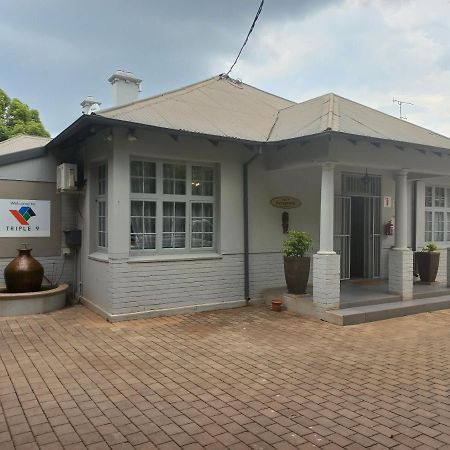 Triple9 Hatfield Guesthouse Претория Екстериор снимка